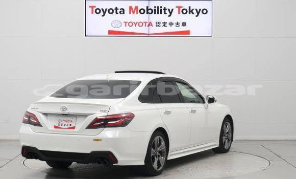 কিনুন আমদানি Toyota গাড়ী কিনুন আমদানি Toyota গাড়ী
