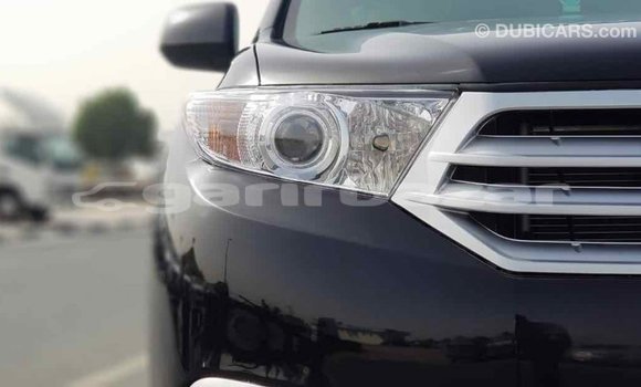 Buy Import 2013 Toyota Highlander in Import - Dubai, Bandarban Buy Import 2013 Toyota Highlander in Import - Dubai, Bandarban