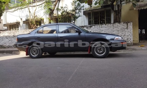 কিনুন ব্যবহৃত Toyota গাড়ী কিনুন ব্যবহৃত Toyota গাড়ী