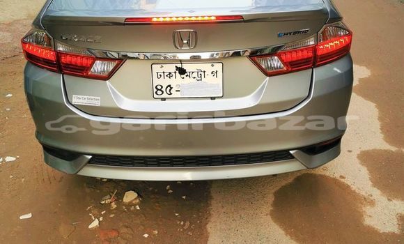 কেনা ব্যবহৃত Honda Grace Silver গাড়ী মধ্যে ঢাকা মধ্যে Dhaka কেনা ব্যবহৃত Honda Grace Silver গাড়ী মধ্যে ঢাকা মধ্যে Dhaka