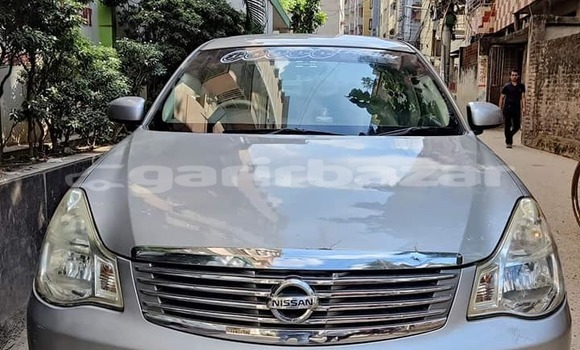 কেনা ব্যবহৃত Nissan Bluebird Silver গাড়ী মধ্যে ঢাকা মধ্যে Dhaka কেনা ব্যবহৃত Nissan Bluebird Silver গাড়ী মধ্যে ঢাকা মধ্যে Dhaka