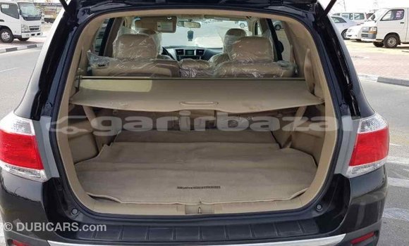 Buy Import 2013 Toyota Highlander in Import - Dubai, Bandarban Buy Import 2013 Toyota Highlander in Import - Dubai, Bandarban