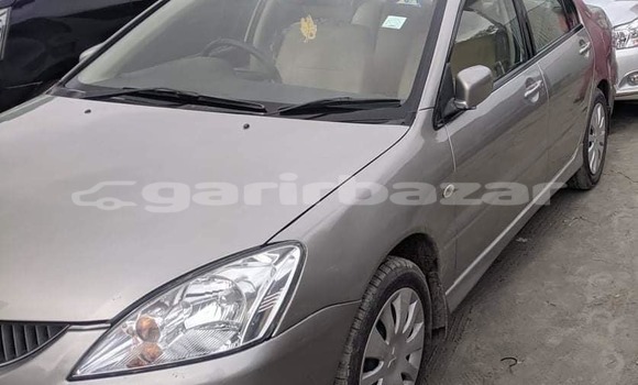 কেনা ব্যবহৃত Mitsubishi Lancer Grey গাড়ী মধ্যে ঢাকা মধ্যে Dhaka কেনা ব্যবহৃত Mitsubishi Lancer Grey গাড়ী মধ্যে ঢাকা মধ্যে Dhaka