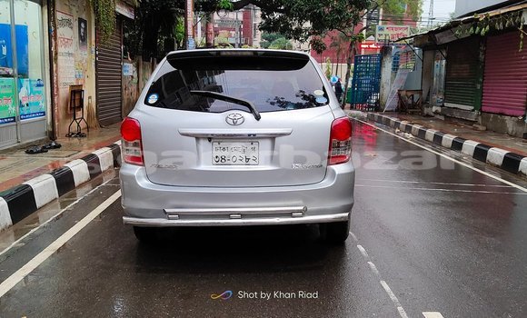 কিনুন ব্যবহৃত Toyota গাড়ী কিনুন ব্যবহৃত Toyota গাড়ী