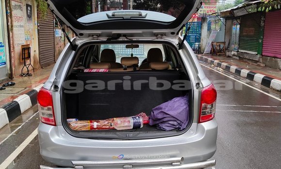 কিনুন ব্যবহৃত Toyota গাড়ী কিনুন ব্যবহৃত Toyota গাড়ী