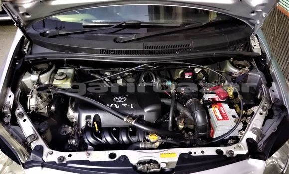 Buy Used 2005 Toyota IST in Dhaka, Dhaka Buy Used 2005 Toyota IST in Dhaka, Dhaka