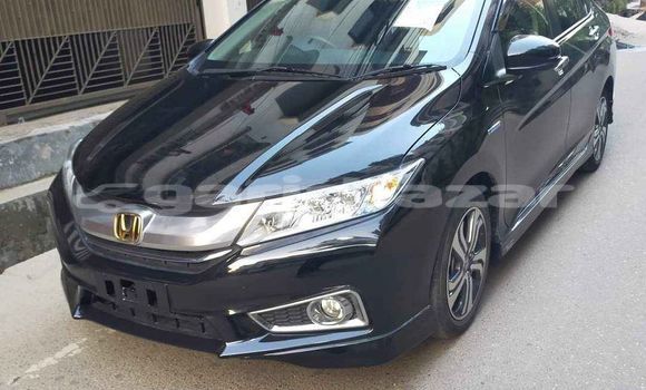 কেনা আমদানি Honda Grace Black গাড়ী মধ্যে ঢাকা মধ্যে Dhaka কেনা আমদানি Honda Grace Black গাড়ী মধ্যে ঢাকা মধ্যে Dhaka