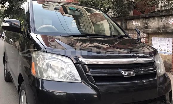 কেনা ব্যবহৃত Toyota Noah Black গাড়ী মধ্যে ঢাকা মধ্যে Dhaka কেনা ব্যবহৃত Toyota Noah Black গাড়ী মধ্যে ঢাকা মধ্যে Dhaka