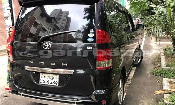 কেনা ব্যবহৃত Toyota Noah Black গাড়ী মধ্যে ঢাকা মধ্যে Dhaka কেনা ব্যবহৃত Toyota Noah Black গাড়ী মধ্যে ঢাকা মধ্যে Dhaka