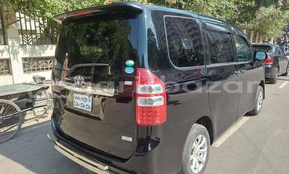 কেনা ব্যবহৃত Toyota Noah Black গাড়ী মধ্যে ঢাকা মধ্যে Dhaka কেনা ব্যবহৃত Toyota Noah Black গাড়ী মধ্যে ঢাকা মধ্যে Dhaka