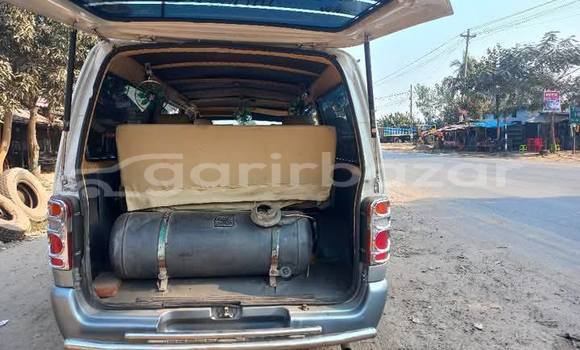 Buy Used 2002 Toyota Hiace in Dhaka, Dhaka Buy Used 2002 Toyota Hiace in Dhaka, Dhaka