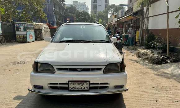 কেনা ব্যবহৃত Toyota starlet White গাড়ী মধ্যে ঢাকা মধ্যে Dhaka কেনা ব্যবহৃত Toyota starlet White গাড়ী মধ্যে ঢাকা মধ্যে Dhaka