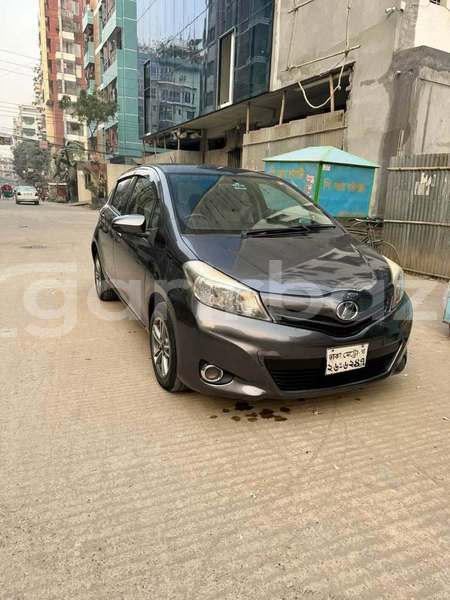 Big with watermark toyota vitz dhaka dhaka 34626