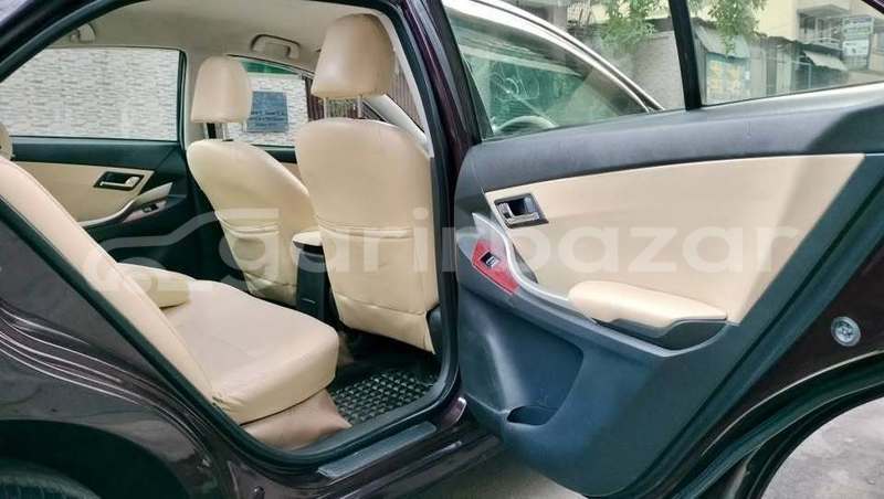 Big with watermark toyota f premio dhaka dhaka 34646