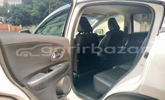 Buy Used 2014 Honda Vezel in Dhaka, Dhaka Buy Used 2014 Honda Vezel in Dhaka, Dhaka