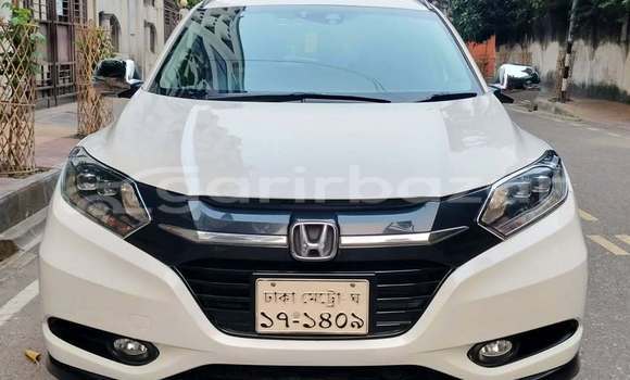 Buy Used 2014 Honda Vezel in Dhaka, Dhaka Buy Used 2014 Honda Vezel in Dhaka, Dhaka