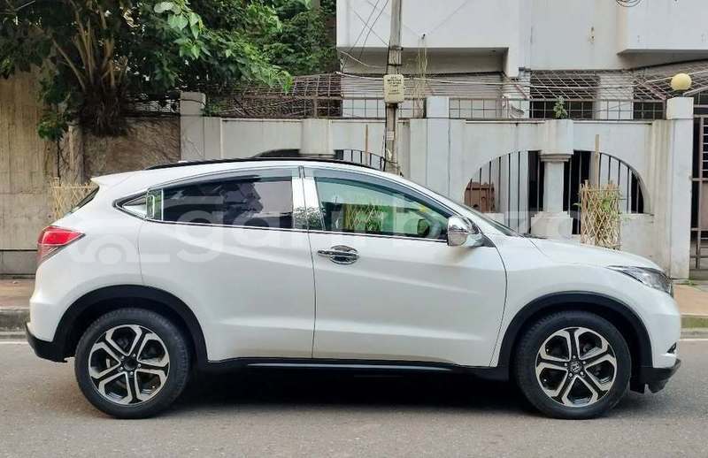 Big with watermark honda vezel dhaka dhaka 34648