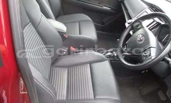 Buy Used 2019 Toyota axio fielder in Dhaka, Dhaka Buy Used 2019 Toyota axio fielder in Dhaka, Dhaka