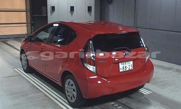 কেনা আমদানি Toyota Aqua Red গাড়ী মধ্যে ঢাকা মধ্যে Dhaka কেনা আমদানি Toyota Aqua Red গাড়ী মধ্যে ঢাকা মধ্যে Dhaka