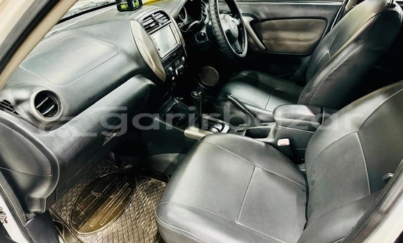 কেনা ব্যবহৃত Toyota RAV4 White গাড়ী মধ্যে ঢাকা মধ্যে Dhaka কেনা ব্যবহৃত Toyota RAV4 White গাড়ী মধ্যে ঢাকা মধ্যে Dhaka