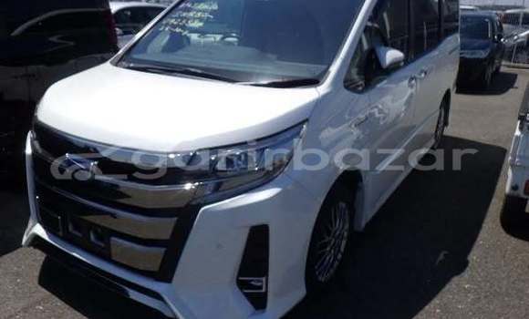 Buy Used 2019 Toyota Esquire in Dhaka, Dhaka Buy Used 2019 Toyota Esquire in Dhaka, Dhaka