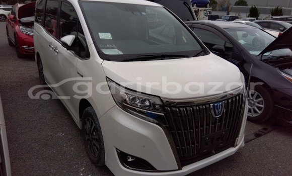 কেনা ব্যবহৃত Toyota Esquire White গাড়ী মধ্যে ঢাকা মধ্যে Dhaka কেনা ব্যবহৃত Toyota Esquire White গাড়ী মধ্যে ঢাকা মধ্যে Dhaka