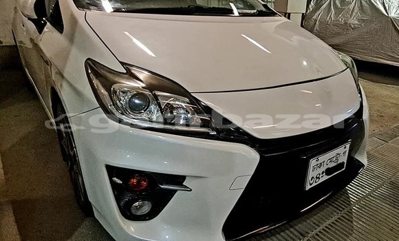 কেনা ব্যবহৃত Toyota Prius White গাড়ী মধ্যে ঢাকা মধ্যে Dhaka কেনা ব্যবহৃত Toyota Prius White গাড়ী মধ্যে ঢাকা মধ্যে Dhaka