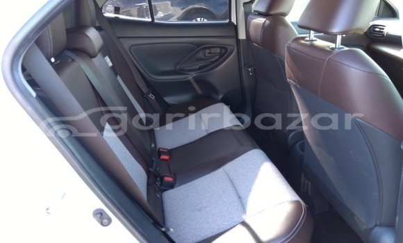 কেনা ব্যবহৃত Toyota Yaris White গাড়ী মধ্যে ঢাকা মধ্যে Dhaka কেনা ব্যবহৃত Toyota Yaris White গাড়ী মধ্যে ঢাকা মধ্যে Dhaka