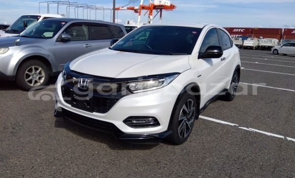 কেনা ব্যবহৃত Honda Vezel White গাড়ী মধ্যে ঢাকা মধ্যে Dhaka কেনা ব্যবহৃত Honda Vezel White গাড়ী মধ্যে ঢাকা মধ্যে Dhaka