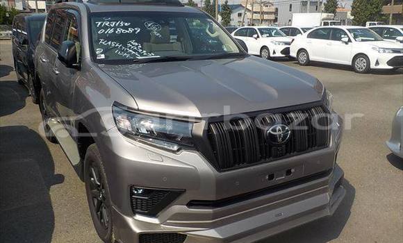 Buy Used 2023 Toyota land cruiser-prado in Dhaka, Dhaka Buy Used 2023 Toyota land cruiser-prado in Dhaka, Dhaka