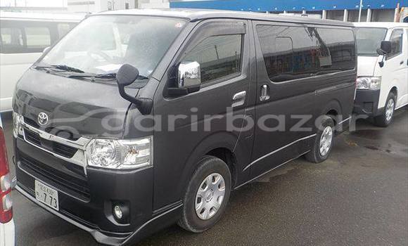 Buy Used 2019 Toyota Hiace in Dhaka, Dhaka Buy Used 2019 Toyota Hiace in Dhaka, Dhaka