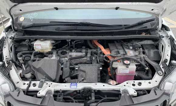 Buy Used 2019 Toyota Noah in Dhaka, Dhaka Buy Used 2019 Toyota Noah in Dhaka, Dhaka