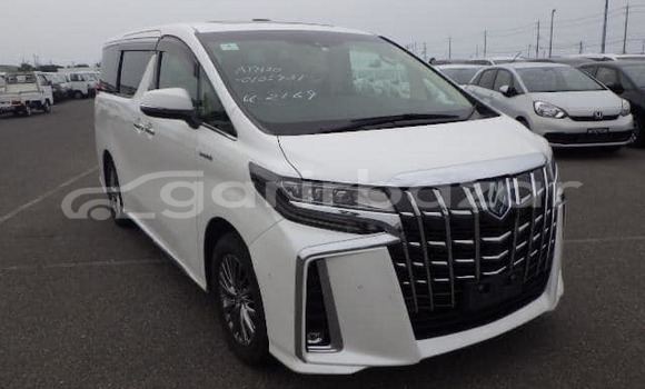 Buy Used 2020 Toyota Alphard in Dhaka, Dhaka Buy Used 2020 Toyota Alphard in Dhaka, Dhaka