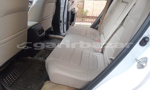 কেনা ব্যবহৃত Honda CR-V White গাড়ী মধ্যে ঢাকা মধ্যে Dhaka কেনা ব্যবহৃত Honda CR-V White গাড়ী মধ্যে ঢাকা মধ্যে Dhaka