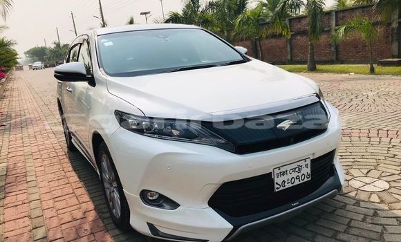 কেনা ব্যবহৃত Toyota Harrier White গাড়ী মধ্যে ঢাকা মধ্যে Dhaka কেনা ব্যবহৃত Toyota Harrier White গাড়ী মধ্যে ঢাকা মধ্যে Dhaka