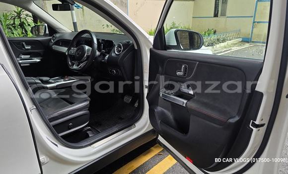 Buy Used 2020 Mercedes-Benz glb 200 in Dhaka, Dhaka Buy Used 2020 Mercedes-Benz glb 200 in Dhaka, Dhaka