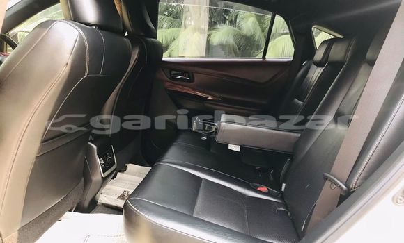 কেনা ব্যবহৃত Toyota Harrier White গাড়ী মধ্যে ঢাকা মধ্যে Dhaka কেনা ব্যবহৃত Toyota Harrier White গাড়ী মধ্যে ঢাকা মধ্যে Dhaka