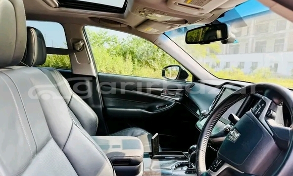 কেনা ব্যবহৃত Toyota Crown White গাড়ী মধ্যে বাগেরহাট মধ্যে Khulna কেনা ব্যবহৃত Toyota Crown White গাড়ী মধ্যে বাগেরহাট মধ্যে Khulna