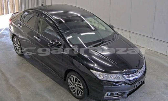 Buy Import 2016 Honda Grace in Dhaka, Dhaka Buy Import 2016 Honda Grace in Dhaka, Dhaka