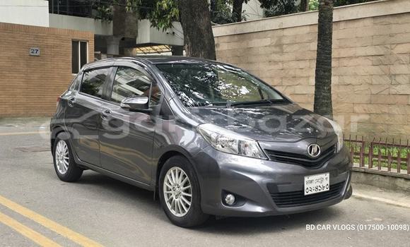 Buy Used 2012 Toyota Vitz in Dhaka, Dhaka Buy Used 2012 Toyota Vitz in Dhaka, Dhaka