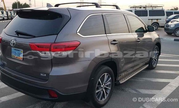 Buy Import 2017 Toyota Highlander in Import - Dubai, Bandarban Buy Import 2017 Toyota Highlander in Import - Dubai, Bandarban