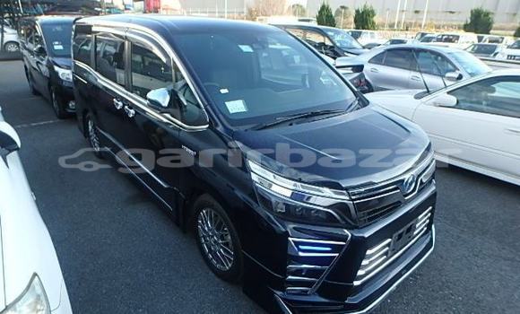 Buy Used 2018 Toyota Voxy in Dhaka, Dhaka Buy Used 2018 Toyota Voxy in Dhaka, Dhaka