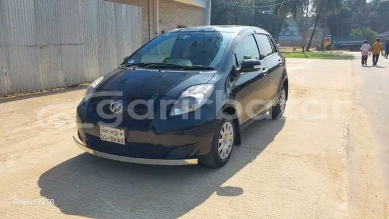 Big with watermark toyota vitz kishorganj bajitpur 34793