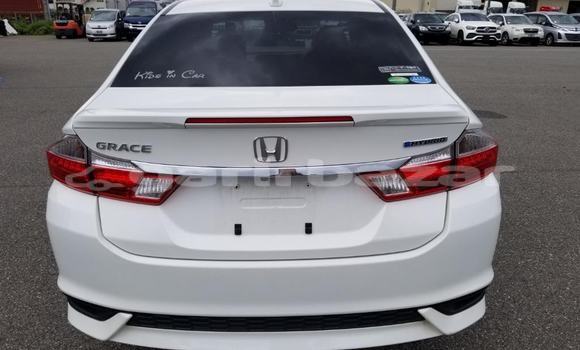 Buy Import 2017 Honda Grace in Dhaka, Dhaka Buy Import 2017 Honda Grace in Dhaka, Dhaka