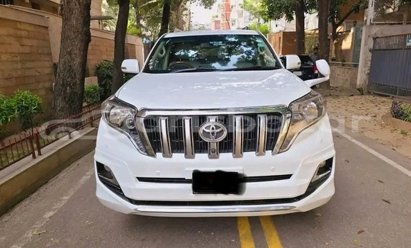 কেনা ব্যবহৃত Toyota Land cruiser prado White গাড়ী মধ্যে আলমডাঙ্গা মধ্যে Chuadanga কেনা ব্যবহৃত Toyota Land cruiser prado White গাড়ী মধ্যে আলমডাঙ্গা মধ্যে Chuadanga