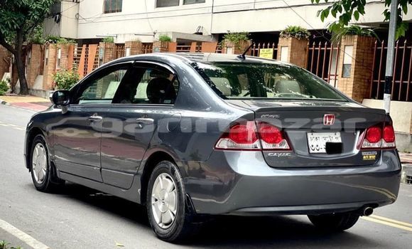 Buy Used 2010 Honda Civic in Dhaka, Dhaka Buy Used 2010 Honda Civic in Dhaka, Dhaka