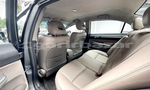 Buy Used 2010 Honda Civic in Dhaka, Dhaka Buy Used 2010 Honda Civic in Dhaka, Dhaka