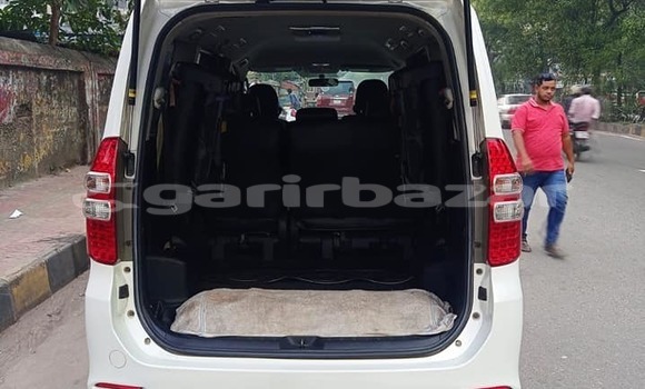 কেনা ব্যবহৃত Toyota Noah White গাড়ী মধ্যে ঢাকা মধ্যে Dhaka কেনা ব্যবহৃত Toyota Noah White গাড়ী মধ্যে ঢাকা মধ্যে Dhaka