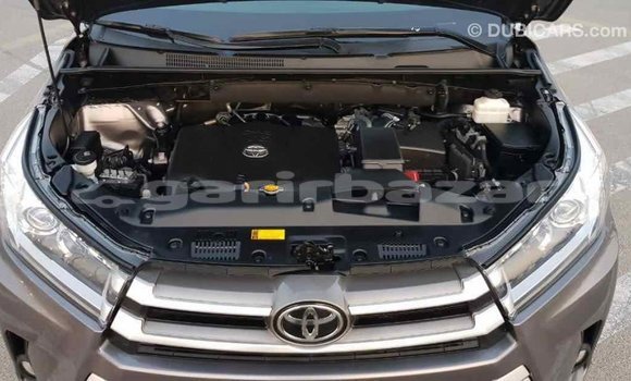 Buy Import 2017 Toyota Highlander in Import - Dubai, Bandarban Buy Import 2017 Toyota Highlander in Import - Dubai, Bandarban