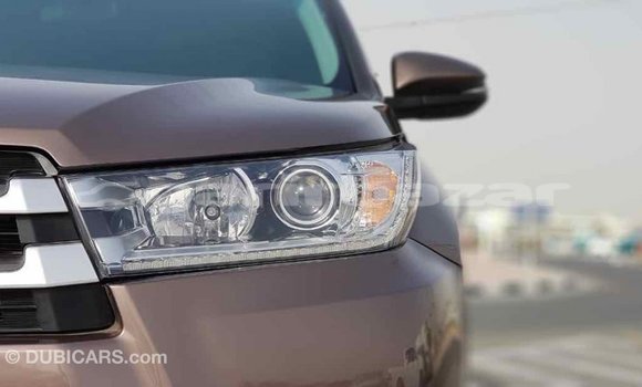 Buy Import 2018 Toyota Highlander in Import - Dubai, Bandarban Buy Import 2018 Toyota Highlander in Import - Dubai, Bandarban